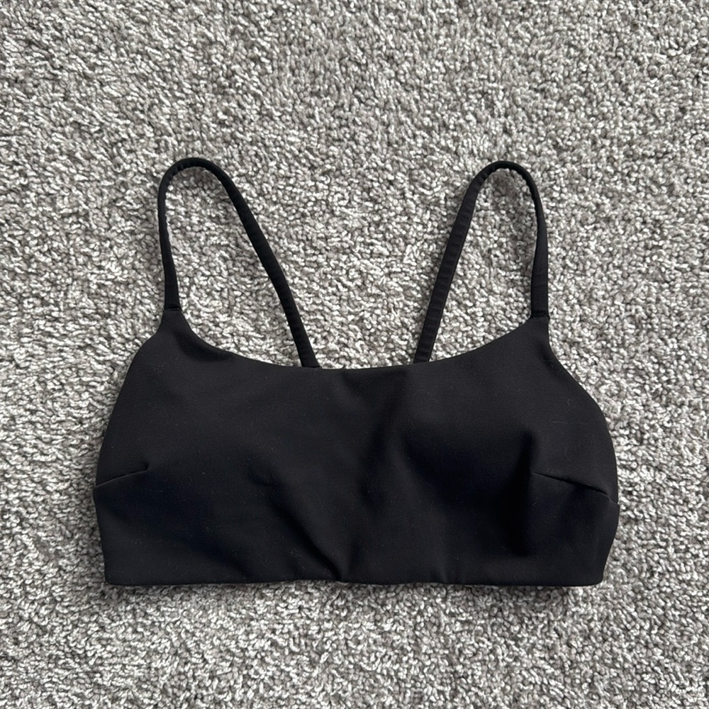 Lululemon align Racerback sports bra, black, size 6 EUC